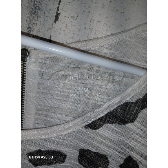 Maurices Size Medium White Leopard Tank Top Back Zip - Picture 3 of 6